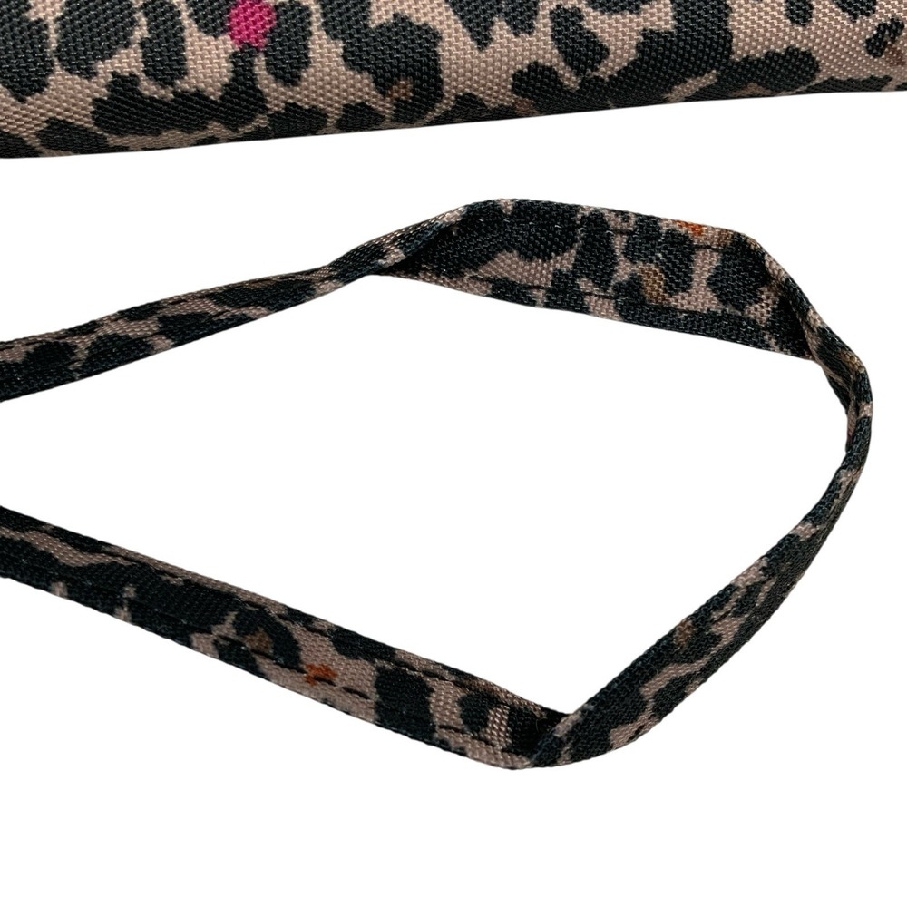 Travelon Wristlet Wallet RFID Animal Print Zip Around Identity Protection Travel - Picture 10 of 13